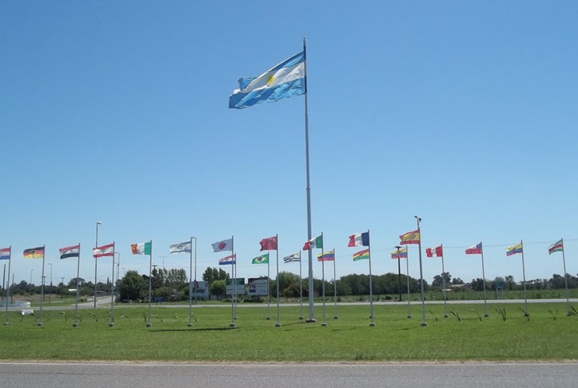 Rotonda Banderas
